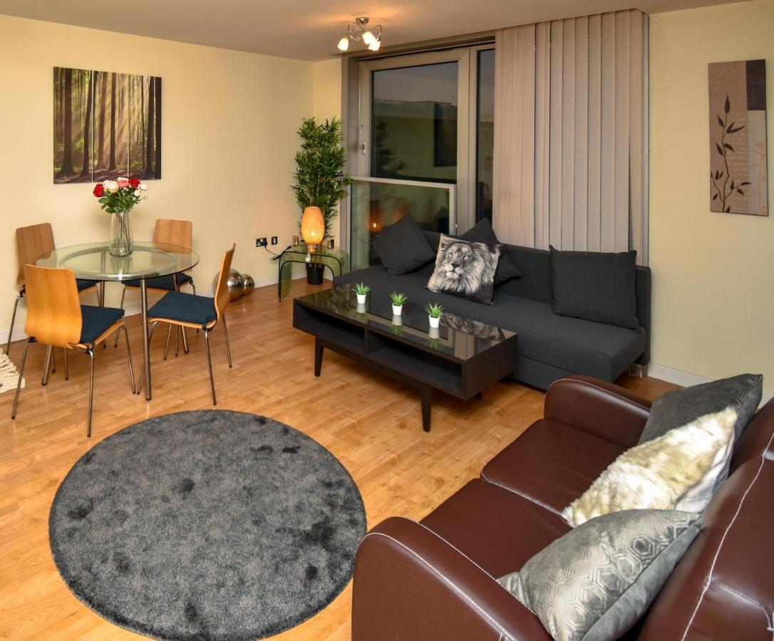 The Hub - Spacious, Bright And Modern With Free Parking Lejlighed Milton Keynes Eksteriør billede