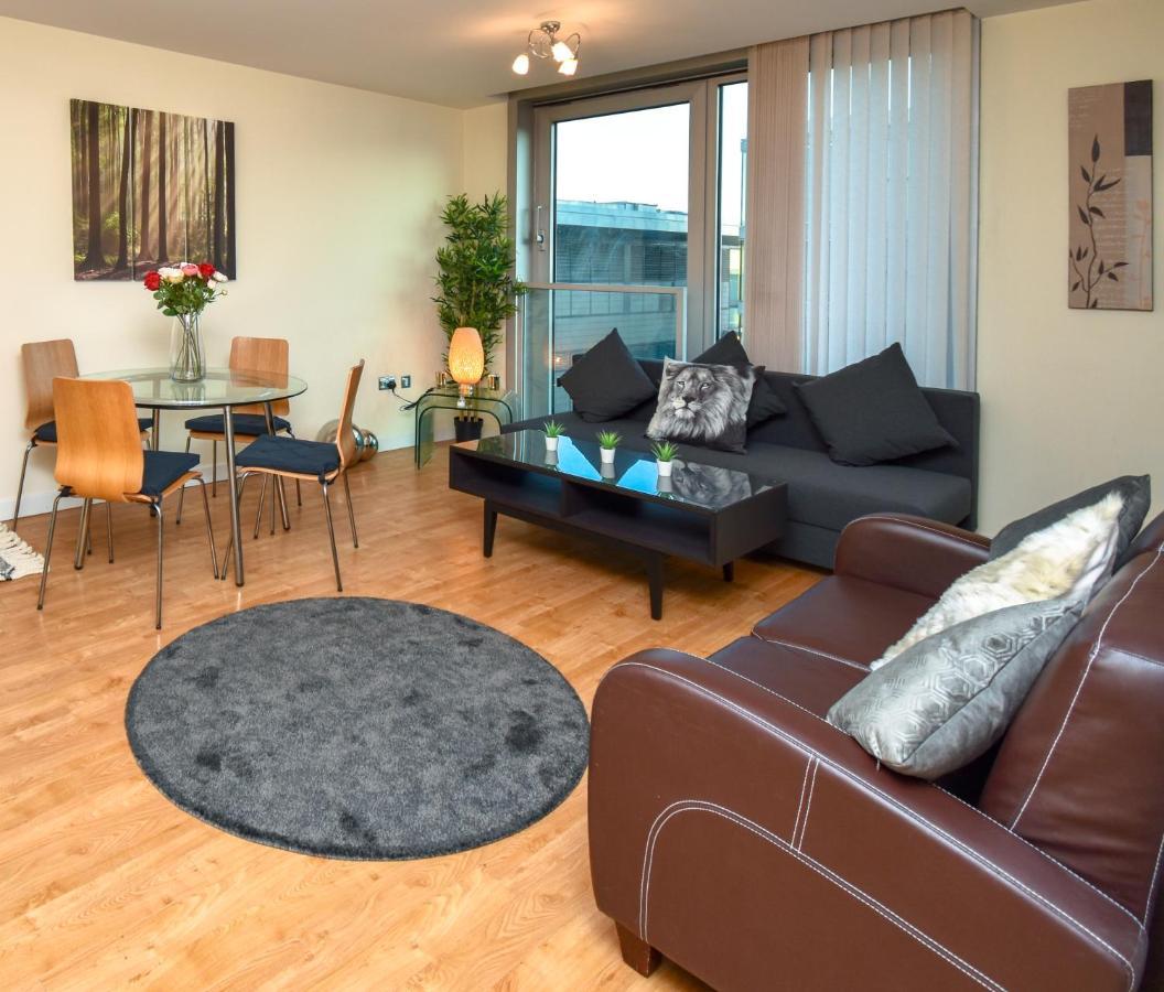 The Hub - Spacious, Bright And Modern With Free Parking Lejlighed Milton Keynes Eksteriør billede